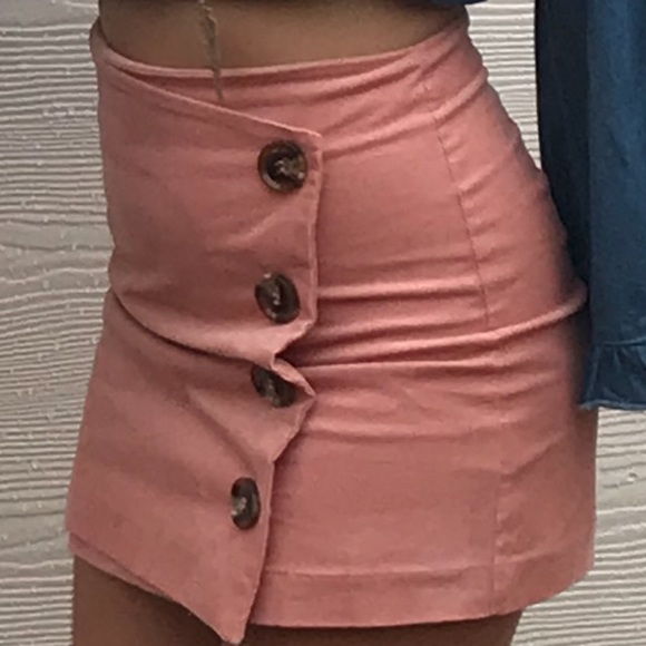 Button skirt - Picture 2 of 3